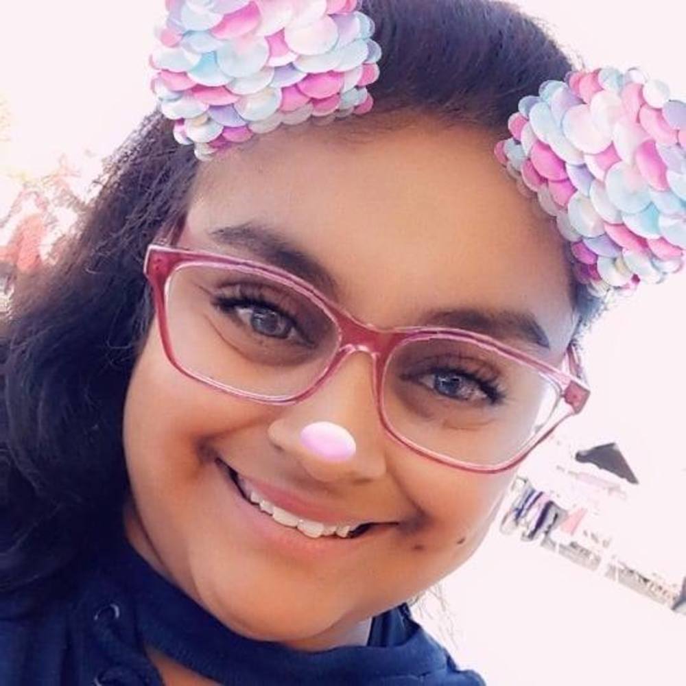 Meet your Posher, Maria
